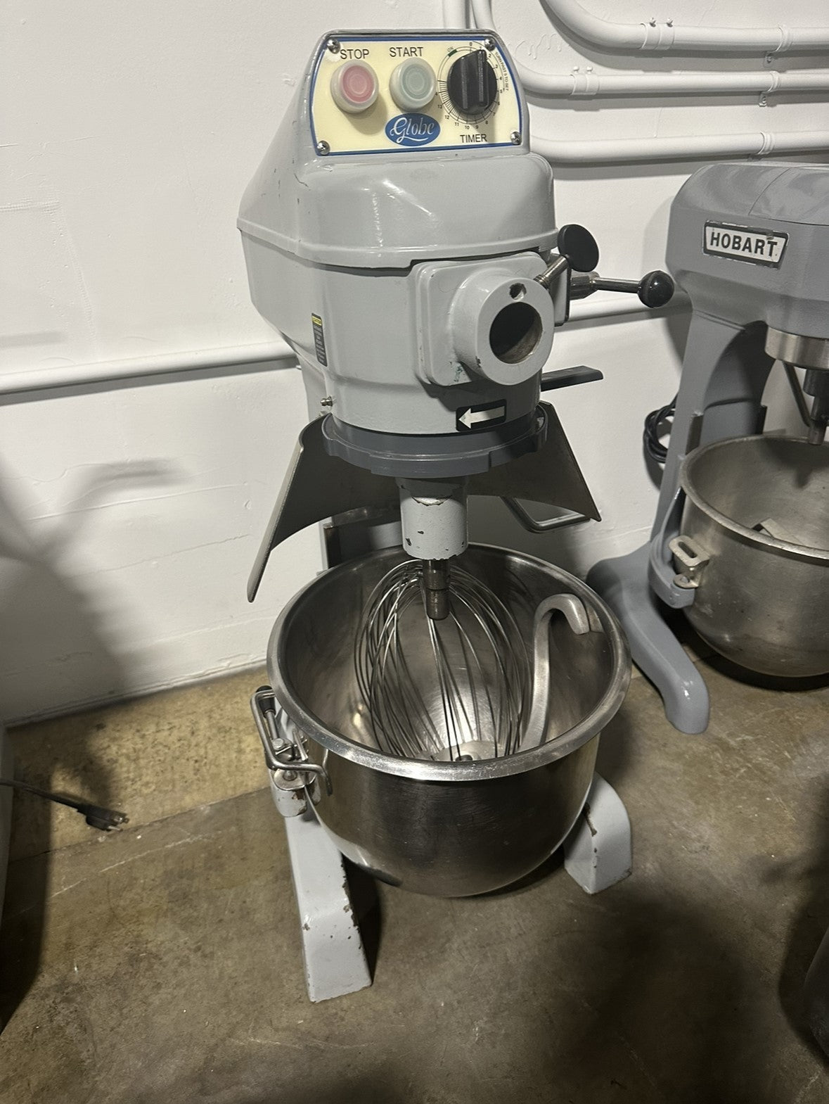 GLOBE 20QT MIXER