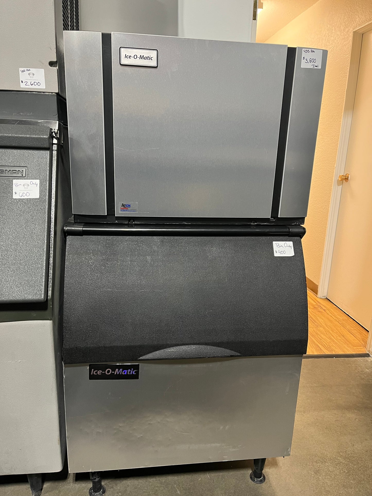 ICE-O-MATIC ICE MACHINE 435LBS